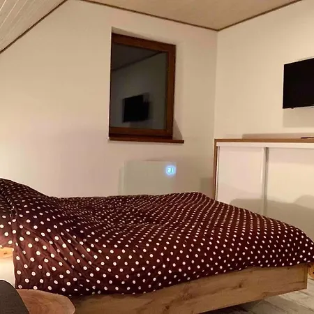 Svistovka Vila Stará Lesná