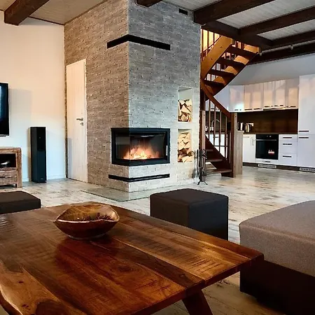 Villa Svistovka Stará Lesná